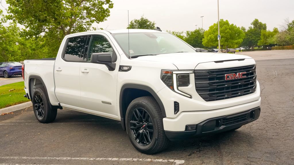 New 2026 GMC Sierra 1500 Elevation image 6