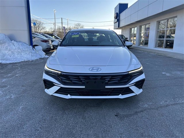 Certified 2024 Hyundai Elantra SEL w/ Convenience Package image 8