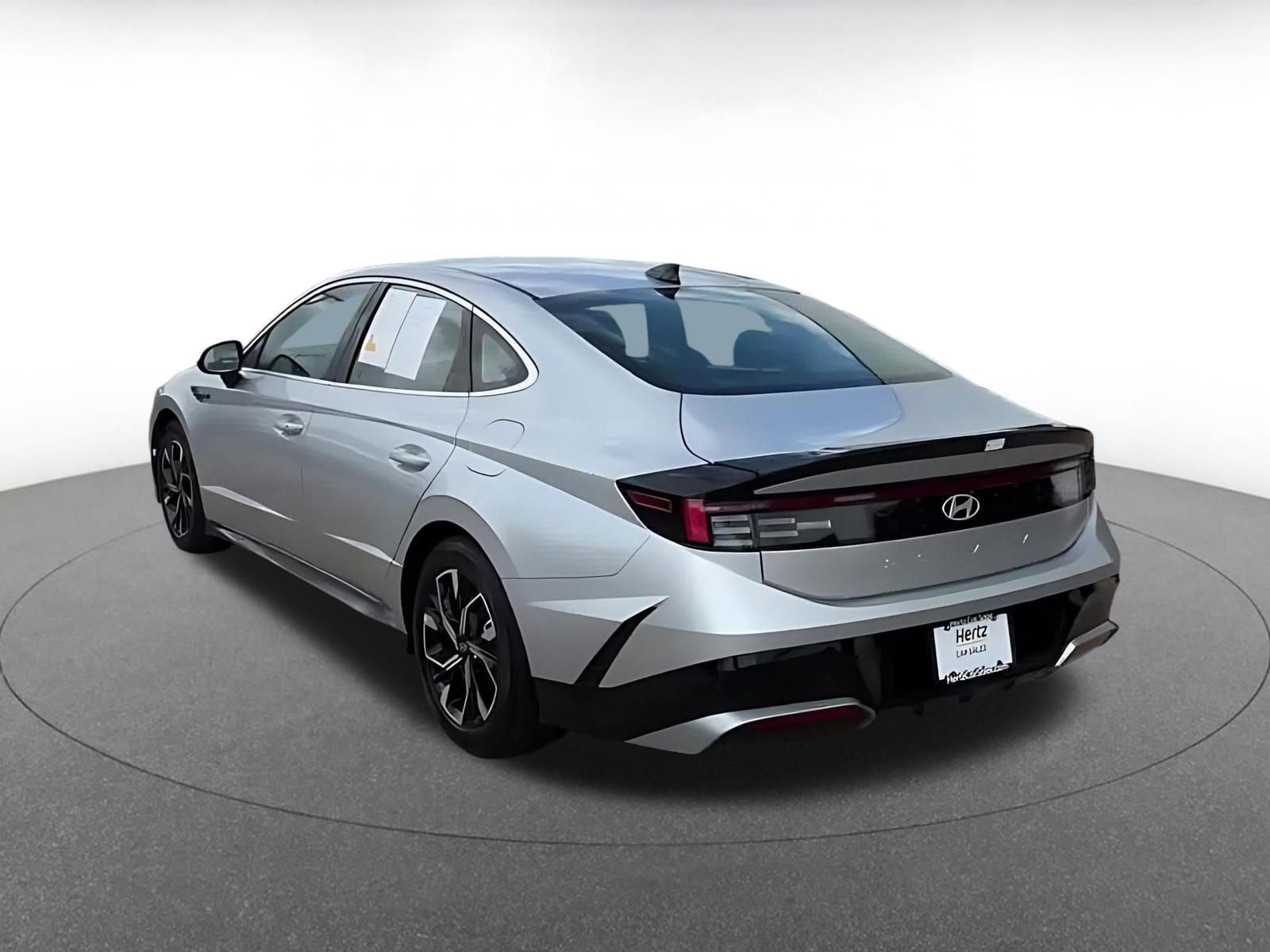 Used 2025 Hyundai Sonata SEL image 4