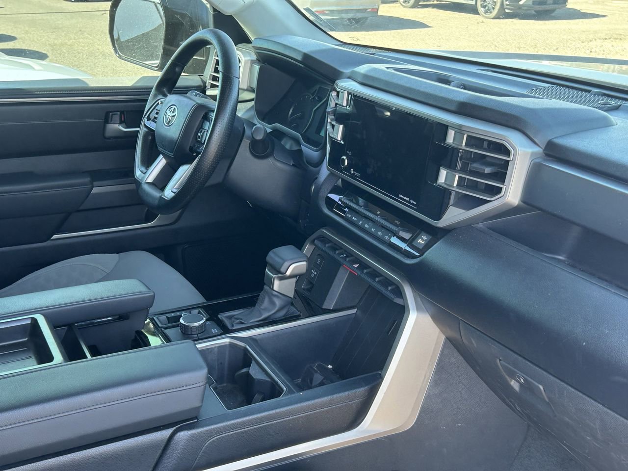 Used 2023 Toyota Tundra SR5 w/ SR5 Convenience Package AWD/4WD image 8