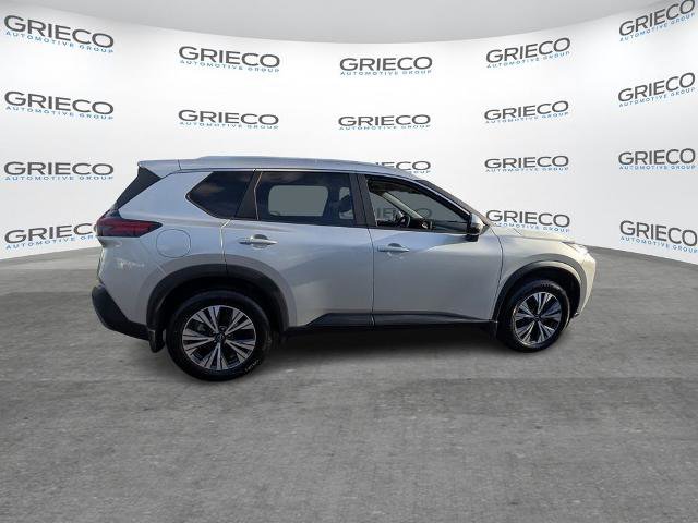 Certified 2022 Nissan Rogue SV w/ SV Premium Package AWD/4WD image 8