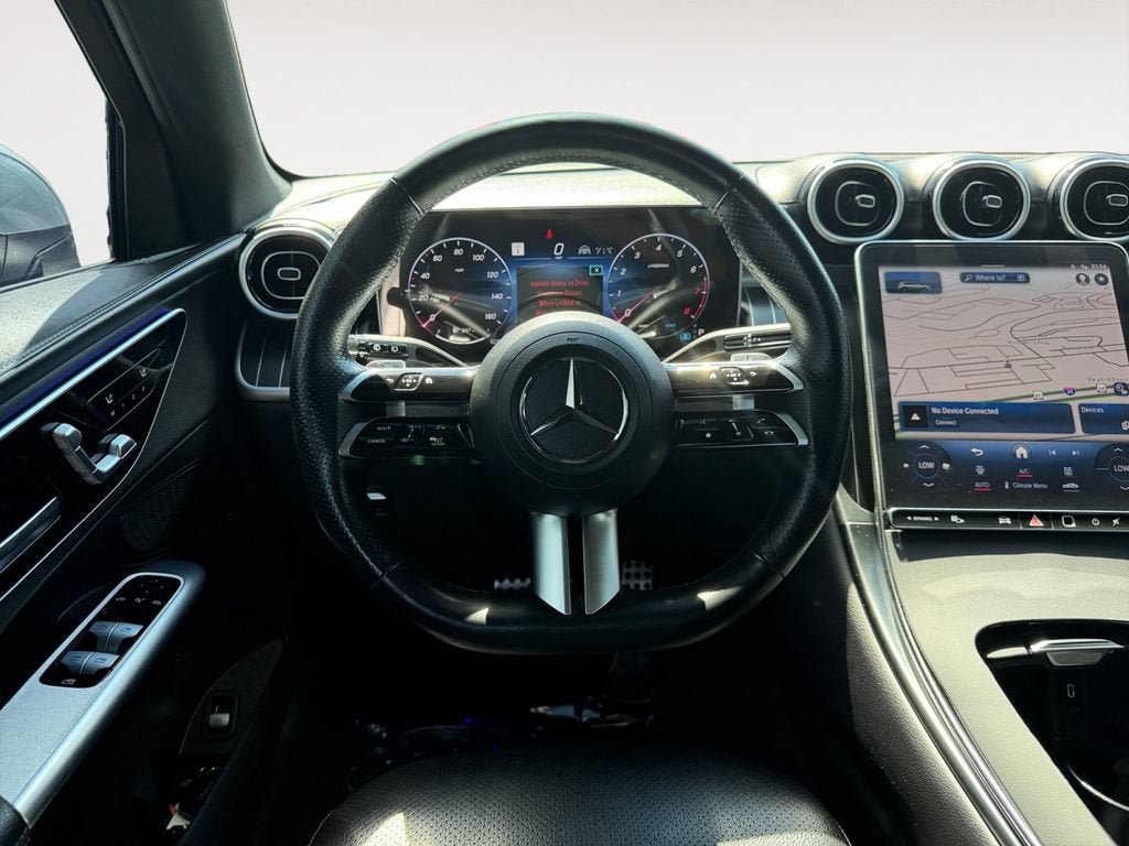 Used 2024 Mercedes-Benz GLC 300 4MATIC image 12