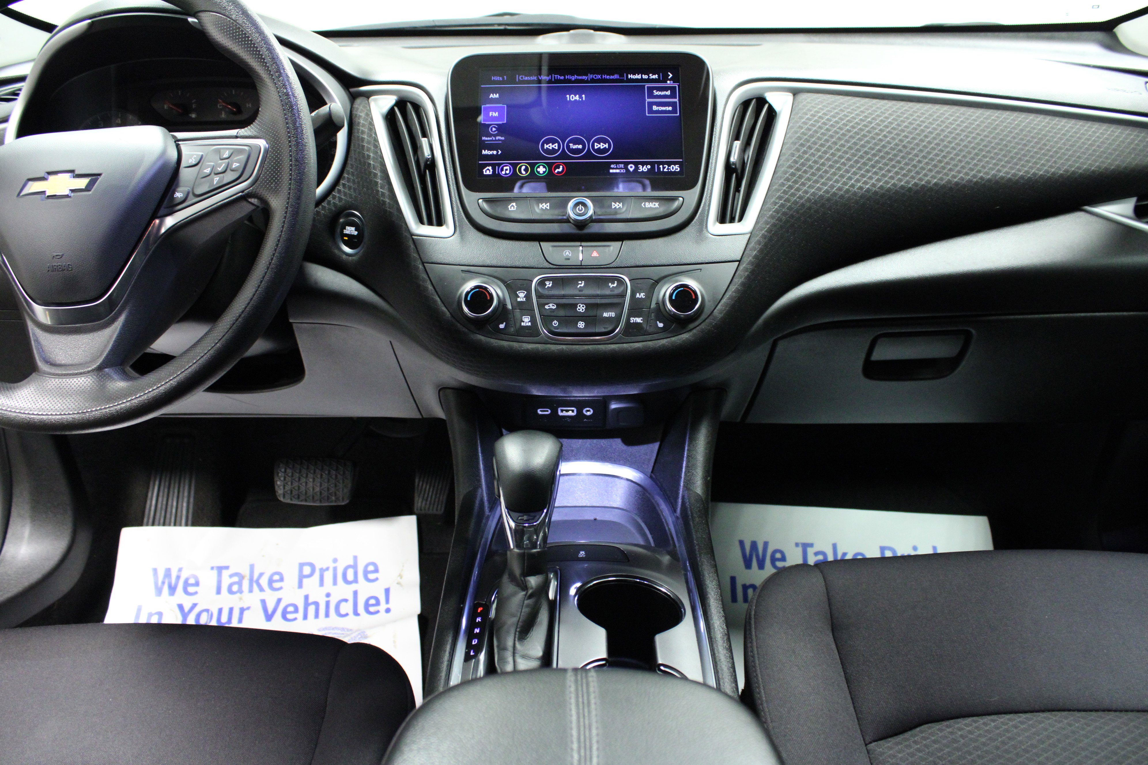 Used 2023 Chevrolet Malibu LT image 17