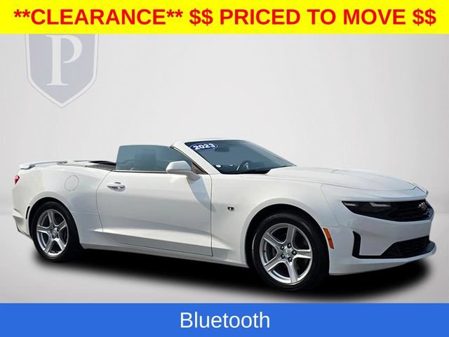 Certified 2023 Chevrolet Camaro LT RWD image 2