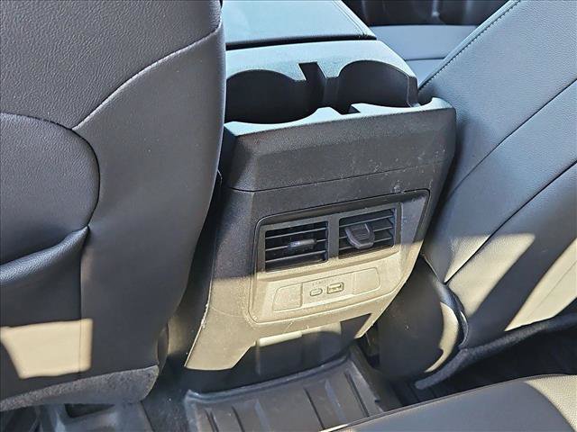 Used 2024 GMC Canyon Elevation w/ Elevation Premium Package RWD image 16