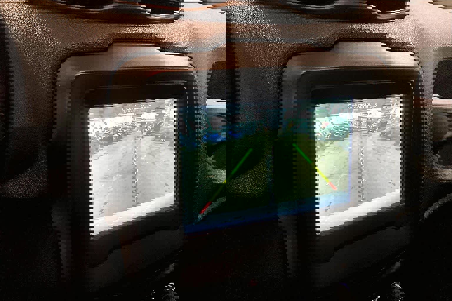 Used 2020 Jeep Renegade Latitude w/ Cold Weather Group image 26