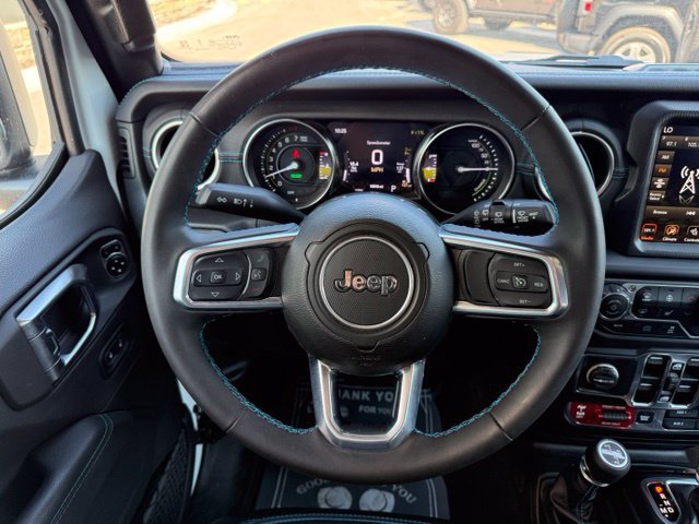 Used 2023 Jeep Wrangler Unlimited Rubicon 4xe w/ Steel Bumper Group AWD/4WD image 18