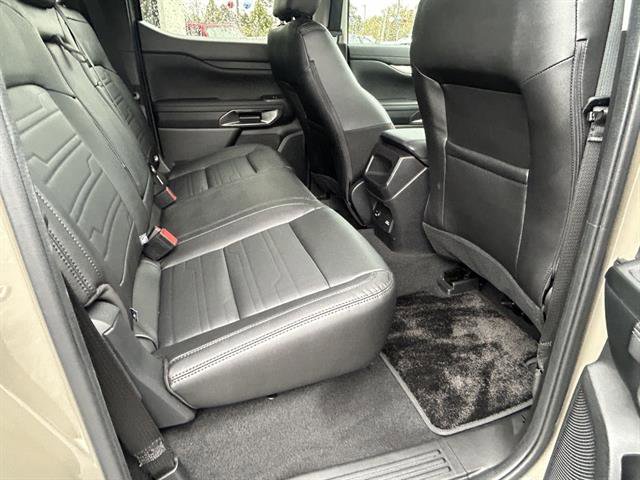 Used 2025 Ford Ranger Lariat w/ FX4 Off-Road Package image 24