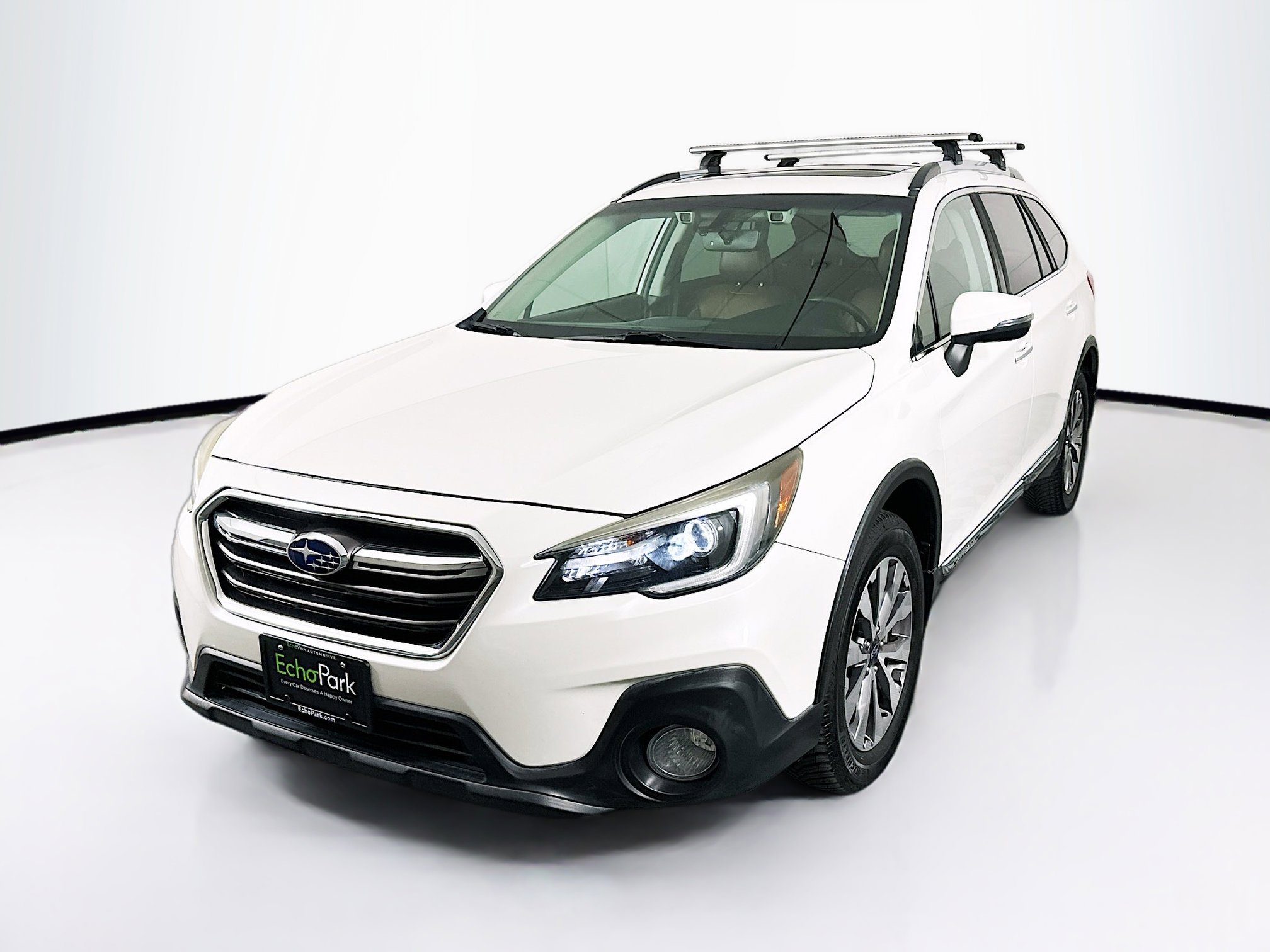 Used 2018 Subaru Outback 3.6R Touring w/ Popular Package #3 image 3