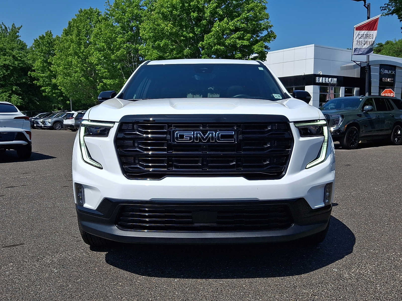 Used 2026 GMC Acadia Elevation w/ Black Edition FWD image 2