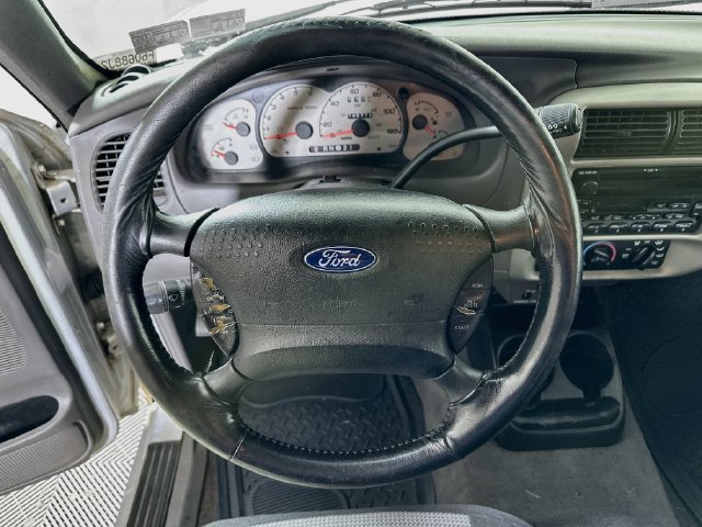 Used 2003 Ford Ranger XLT RWD image 14