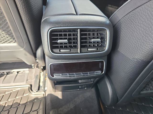 Used 2023 Mercedes-Benz GLS 580 4MATIC image 16