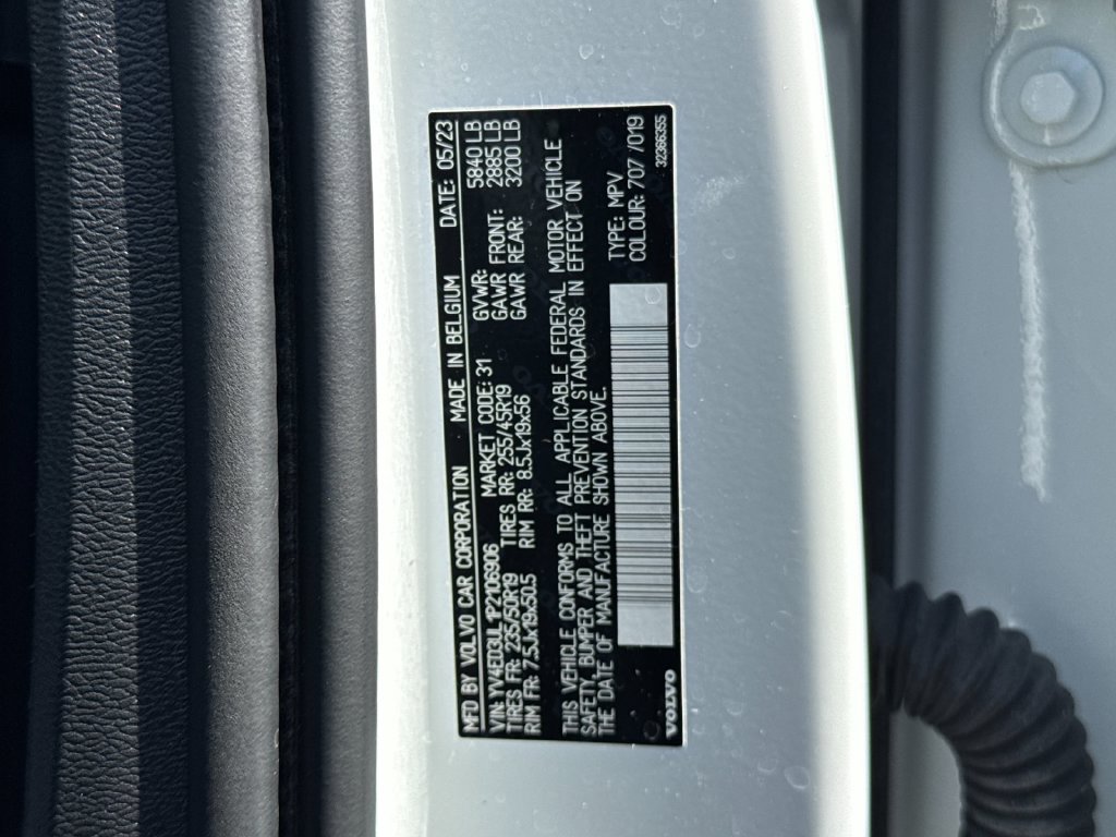 Certified 2023 Volvo XC40 Recharge Plus w/ Protection Package Premier AWD/4WD image 27