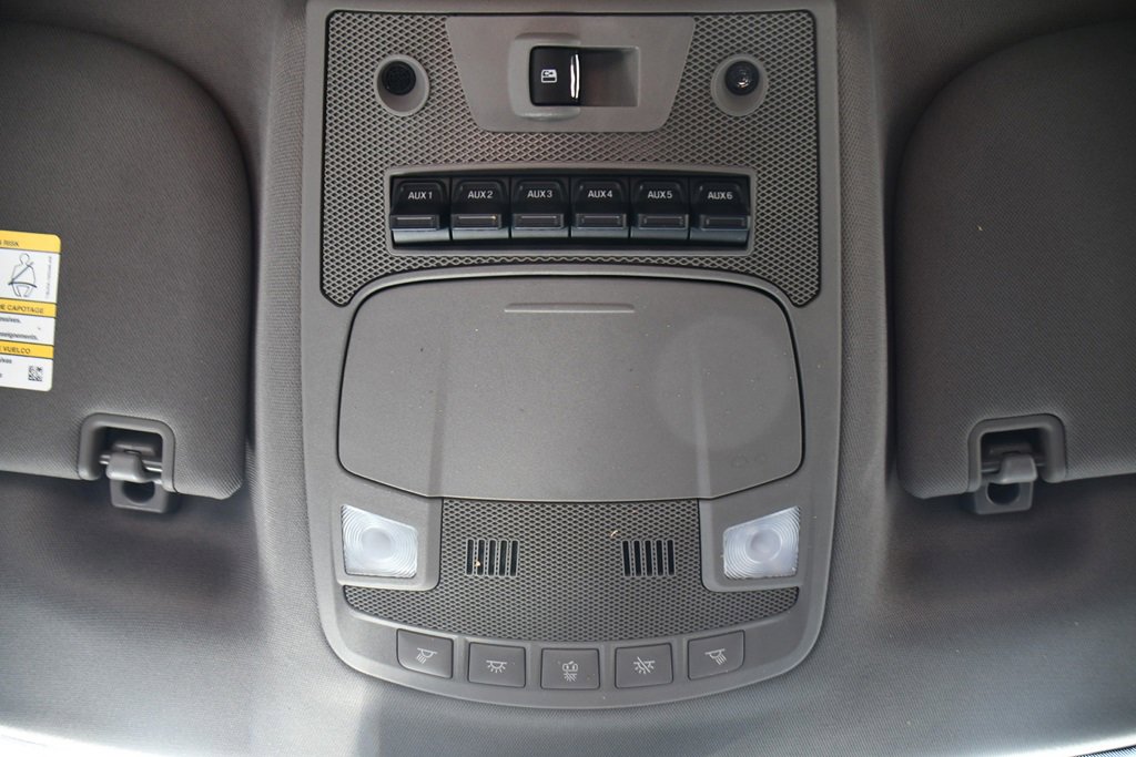 Used 2017 Ford F350 Lariat image 25