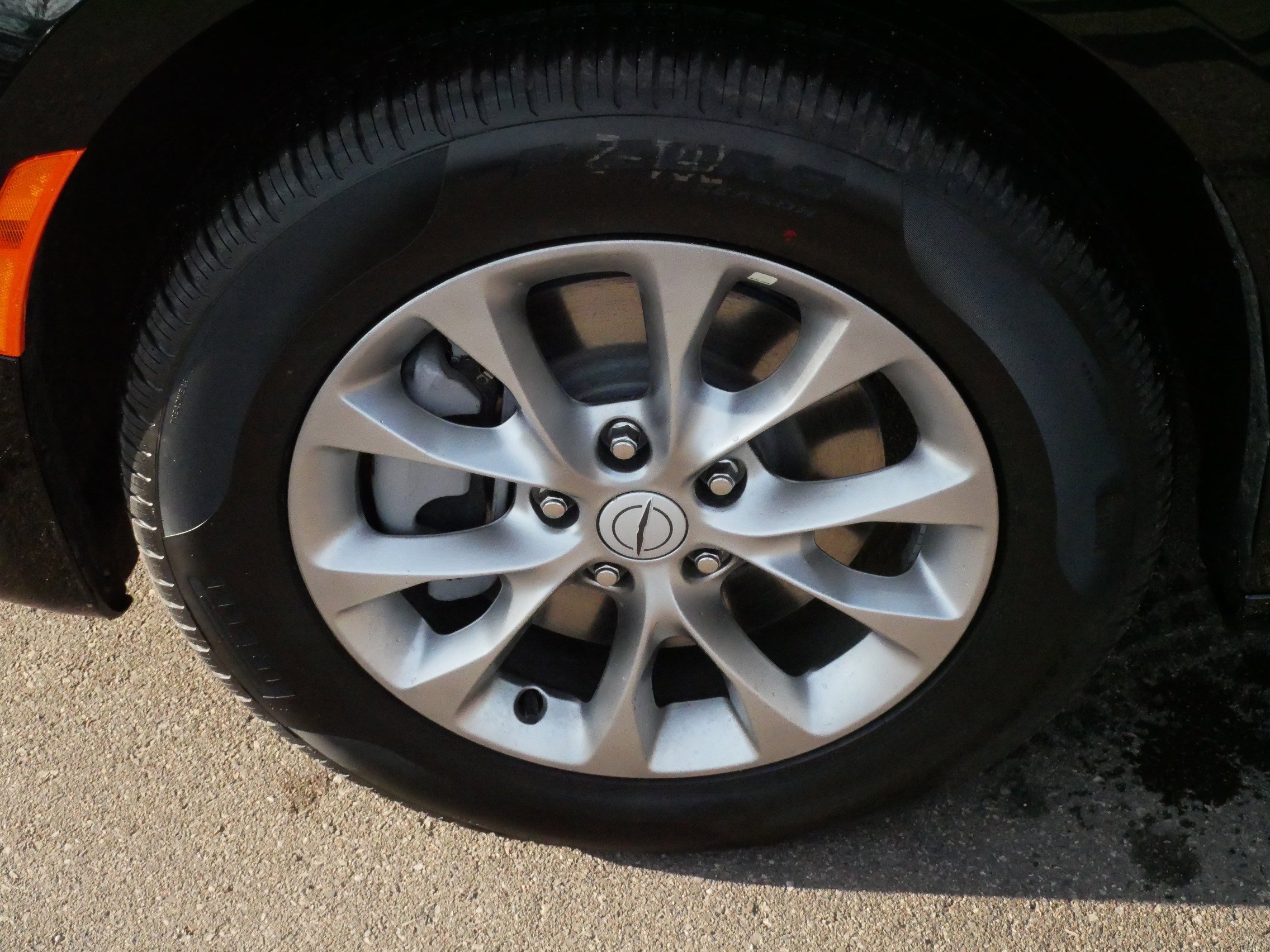 Used 2026 Chrysler Pacifica Select image 15