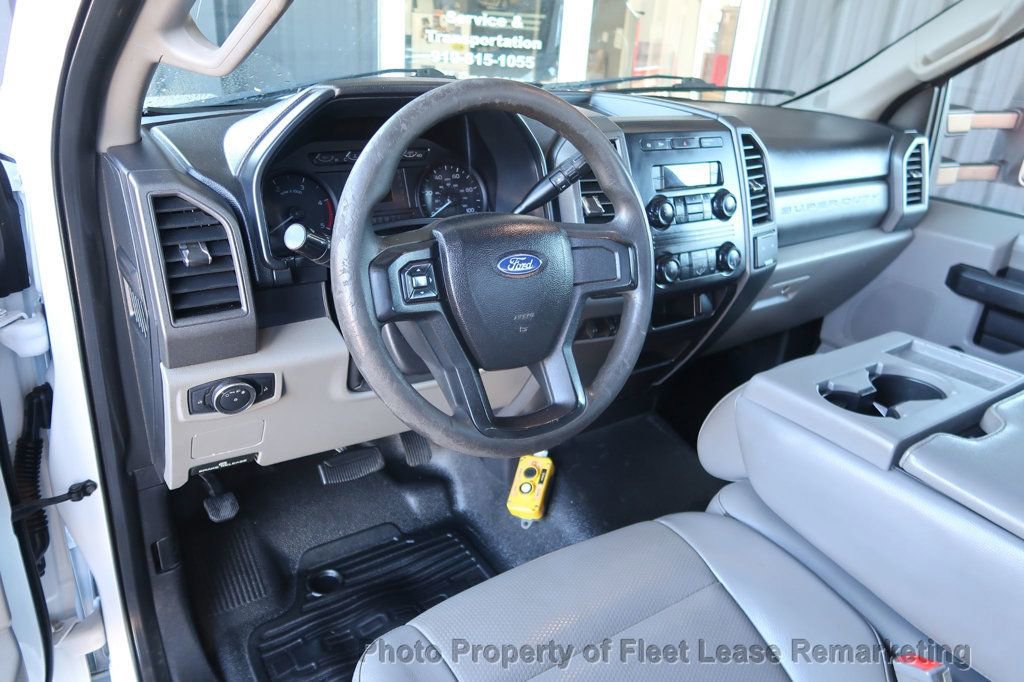 Used 2018 Ford F550 2WD Regular Cab Super Duty image 10