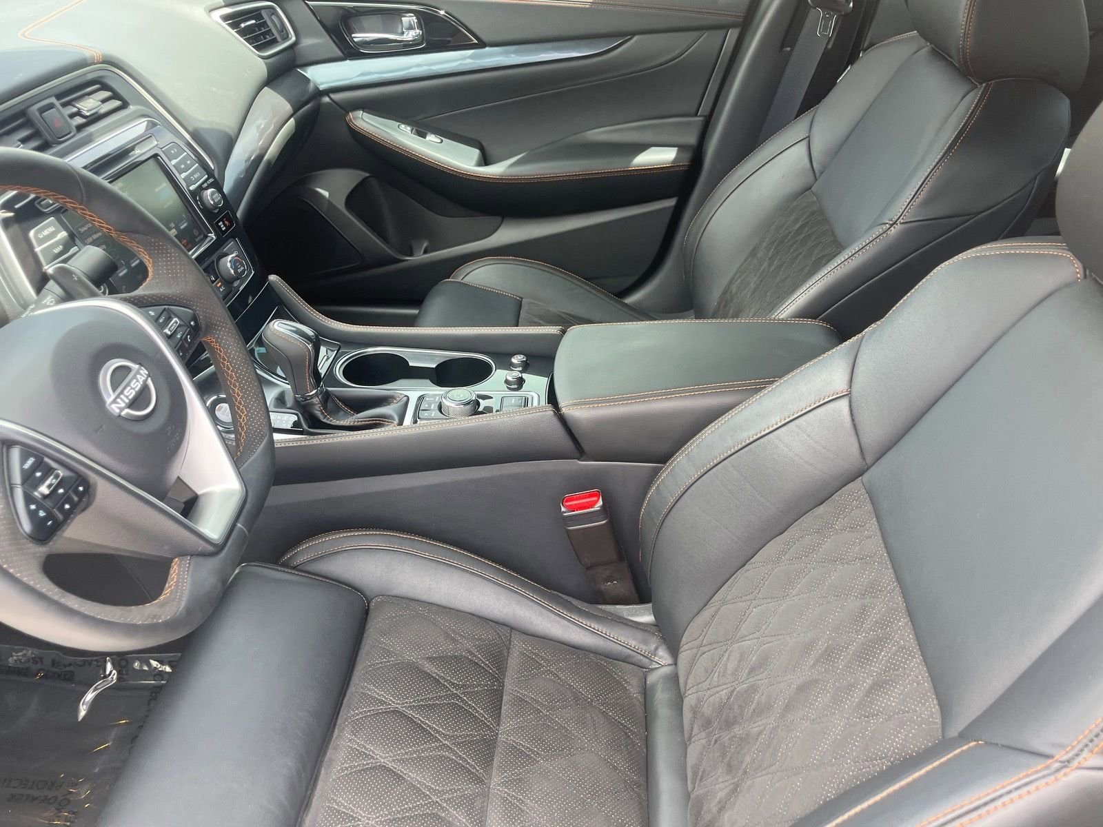 Used 2023 Nissan Maxima SR w/ Sport Mat Group FWD image 17