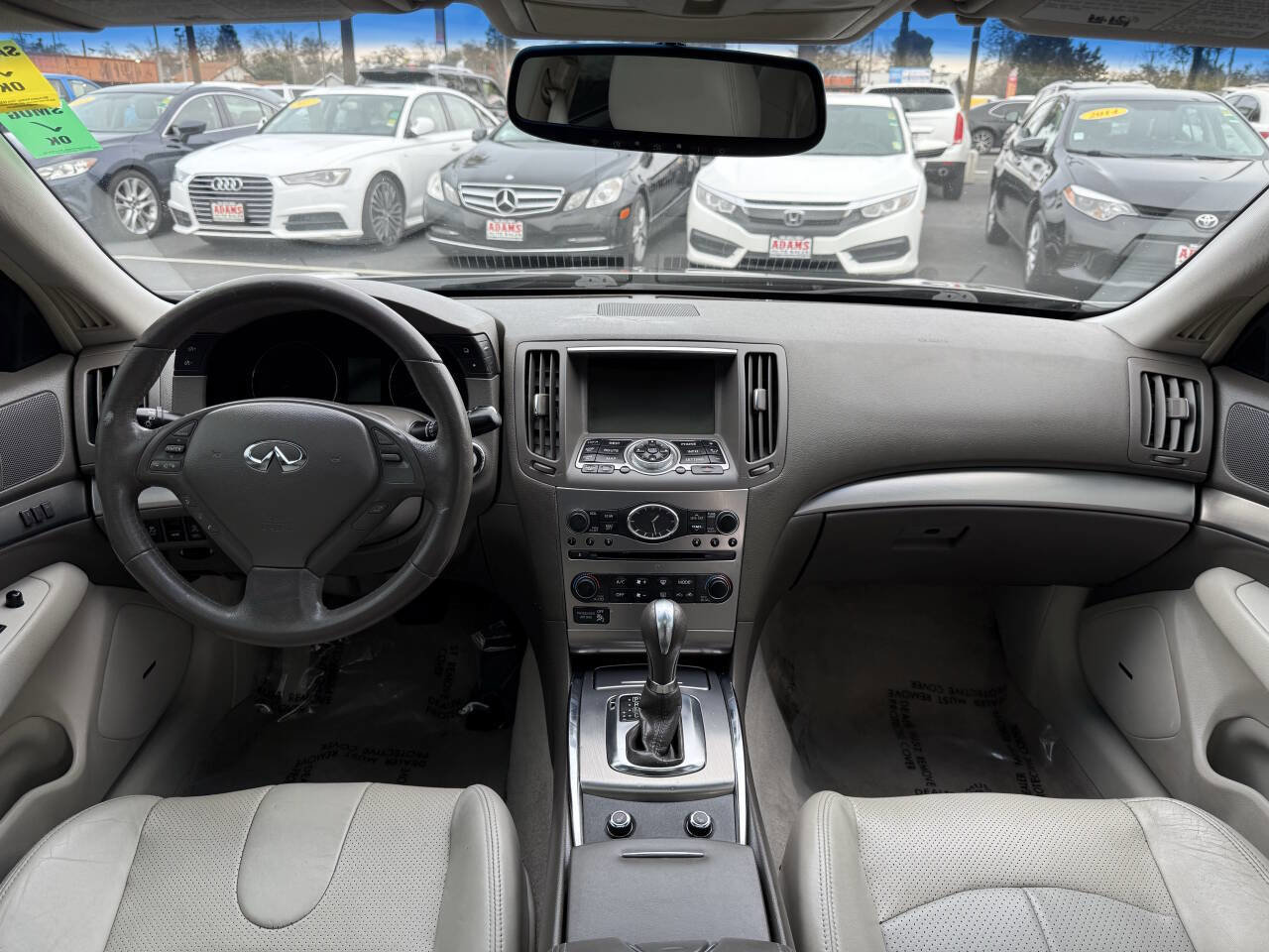 Used 2011 INFINITI G37 Journey w/ Premium Pkg image 14