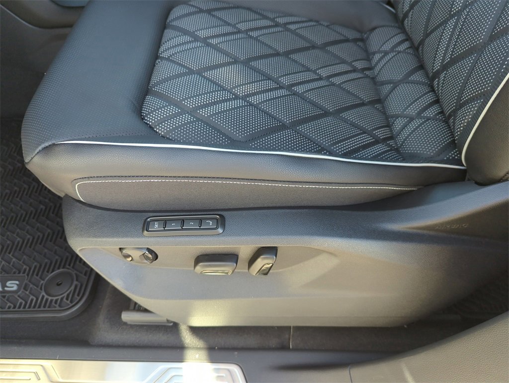 New 2026 Volkswagen Atlas SEL Premium R-Line image 34