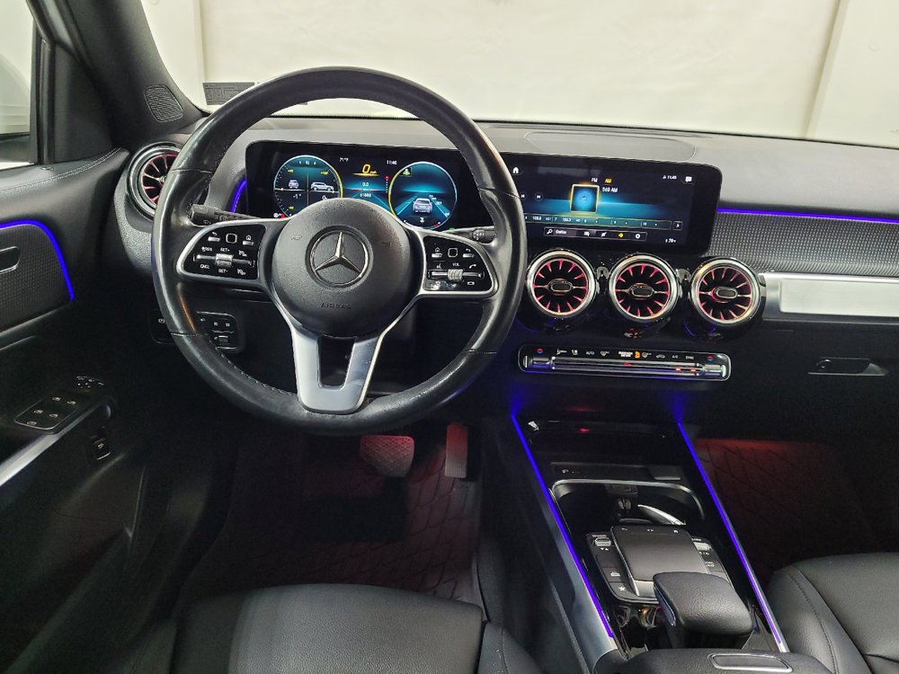 Used 2022 Mercedes-Benz GLB 250 4MATIC w/ Premium Package Lite image 22