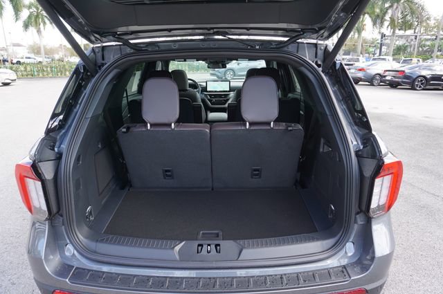 New 2026 Ford Explorer Platinum RWD image 27