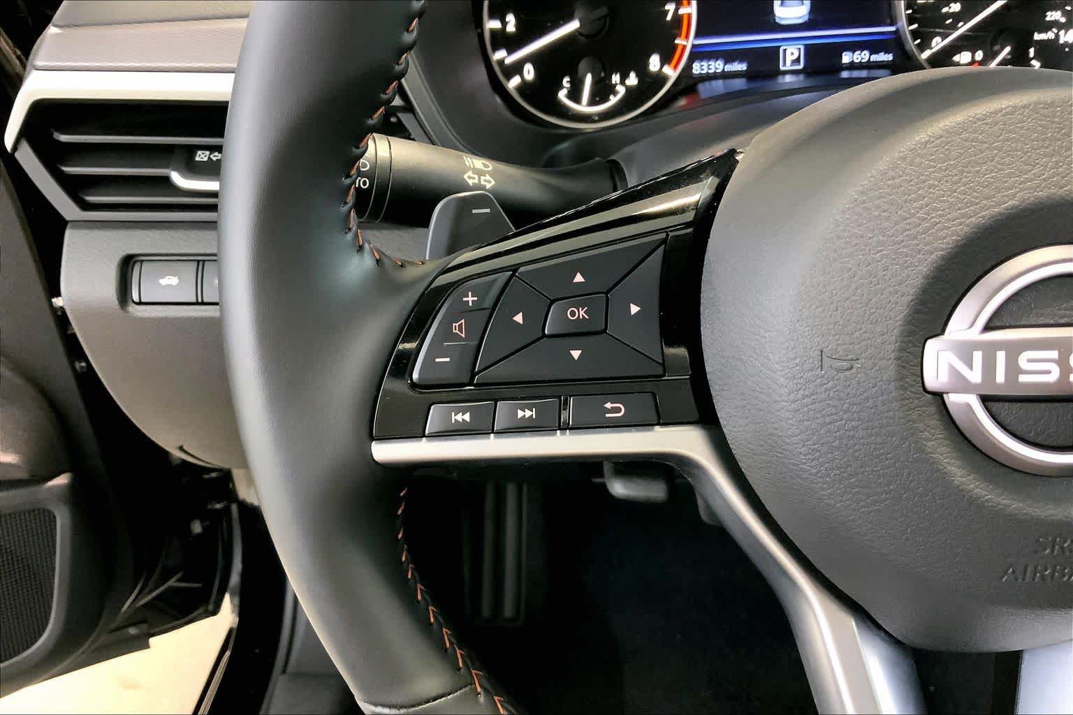 Used 2025 Nissan Altima 2.5 SR AWD/4WD image 23