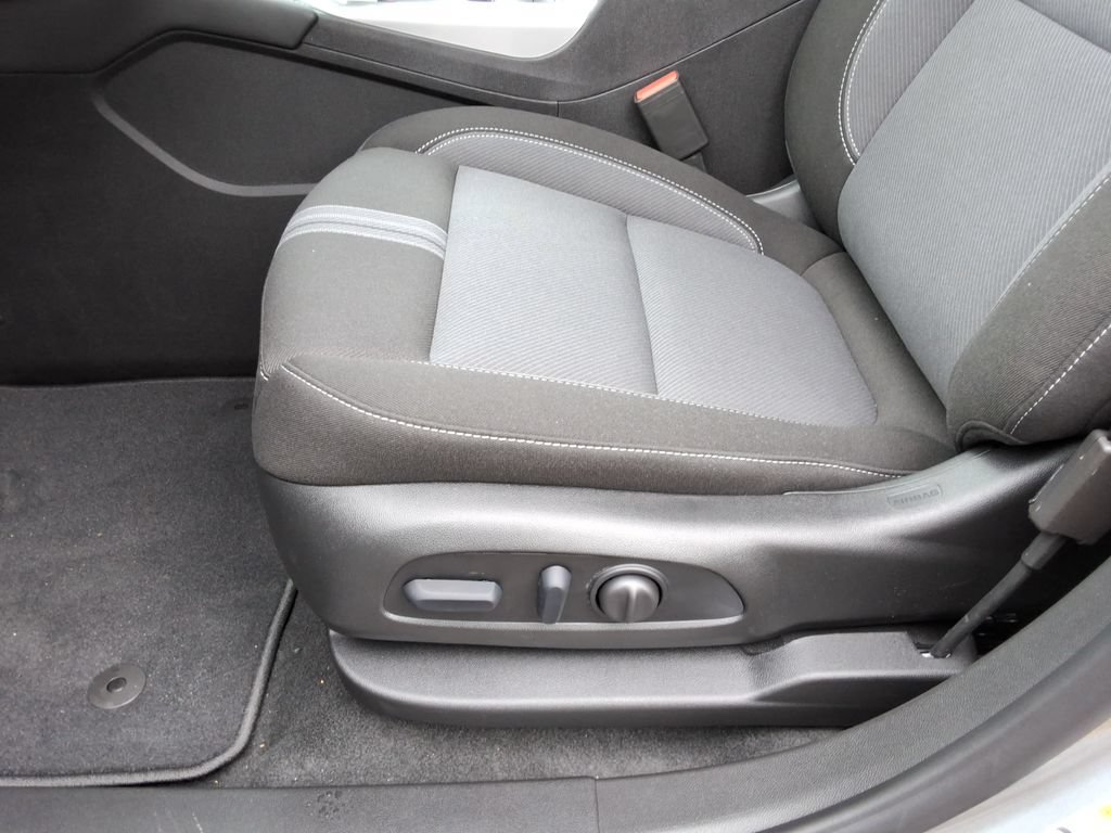 New 2026 Chevrolet Blazer LT w/ Convenience Package FWD image 23