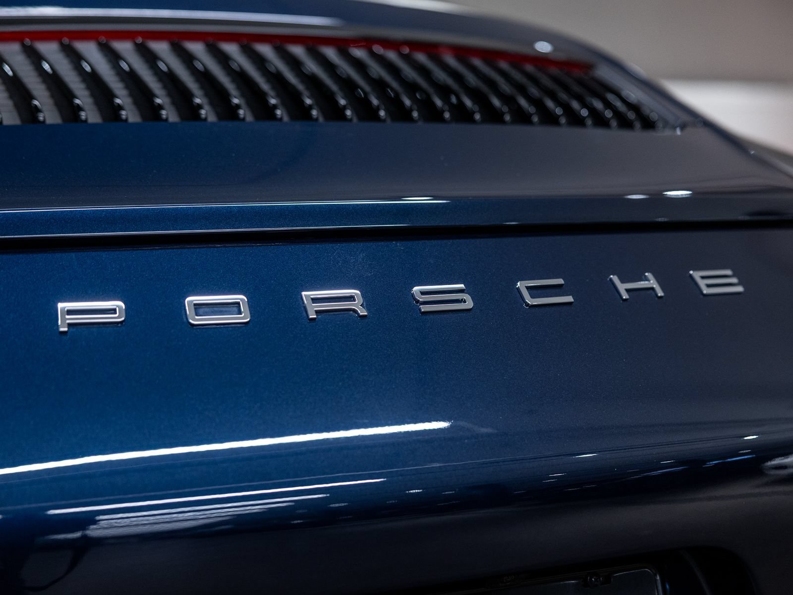 Certified 2019 Porsche 911 Carrera S RWD image 22