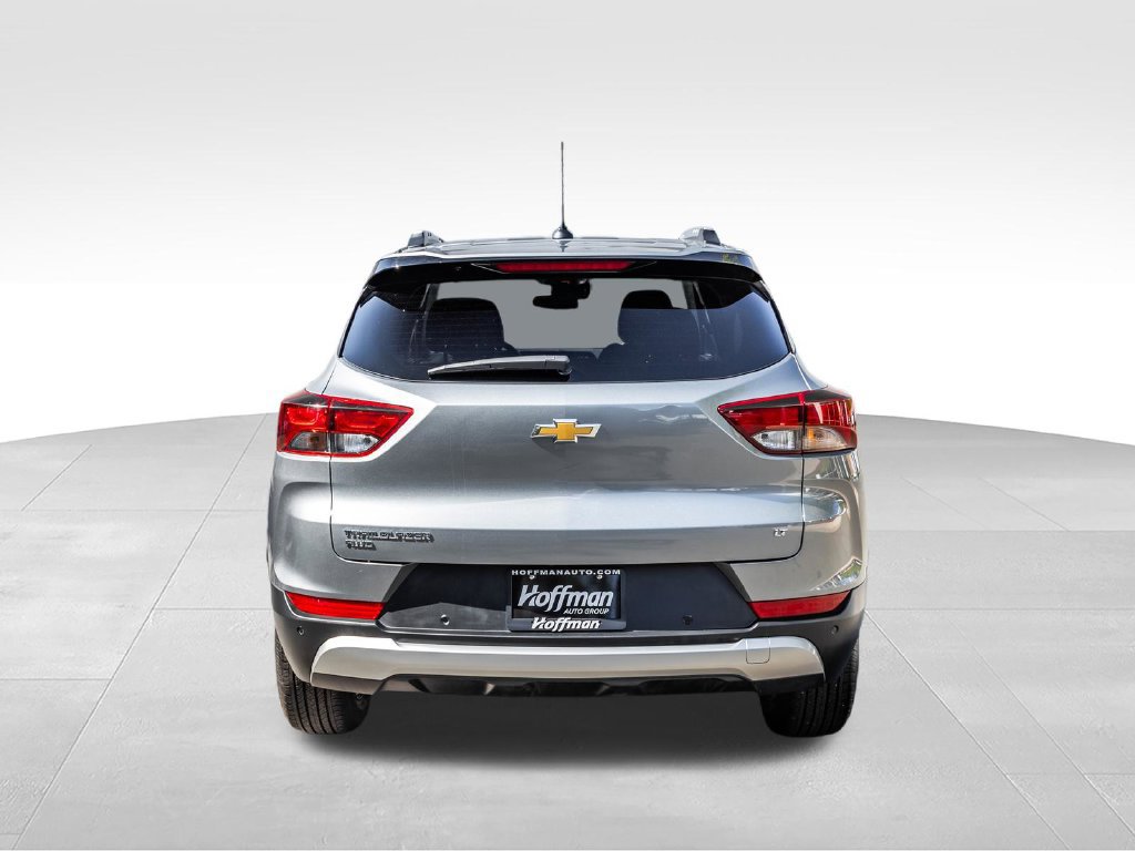 Used 2025 Chevrolet TrailBlazer LT w/ Driver Confidence Package AWD/4WD image 8