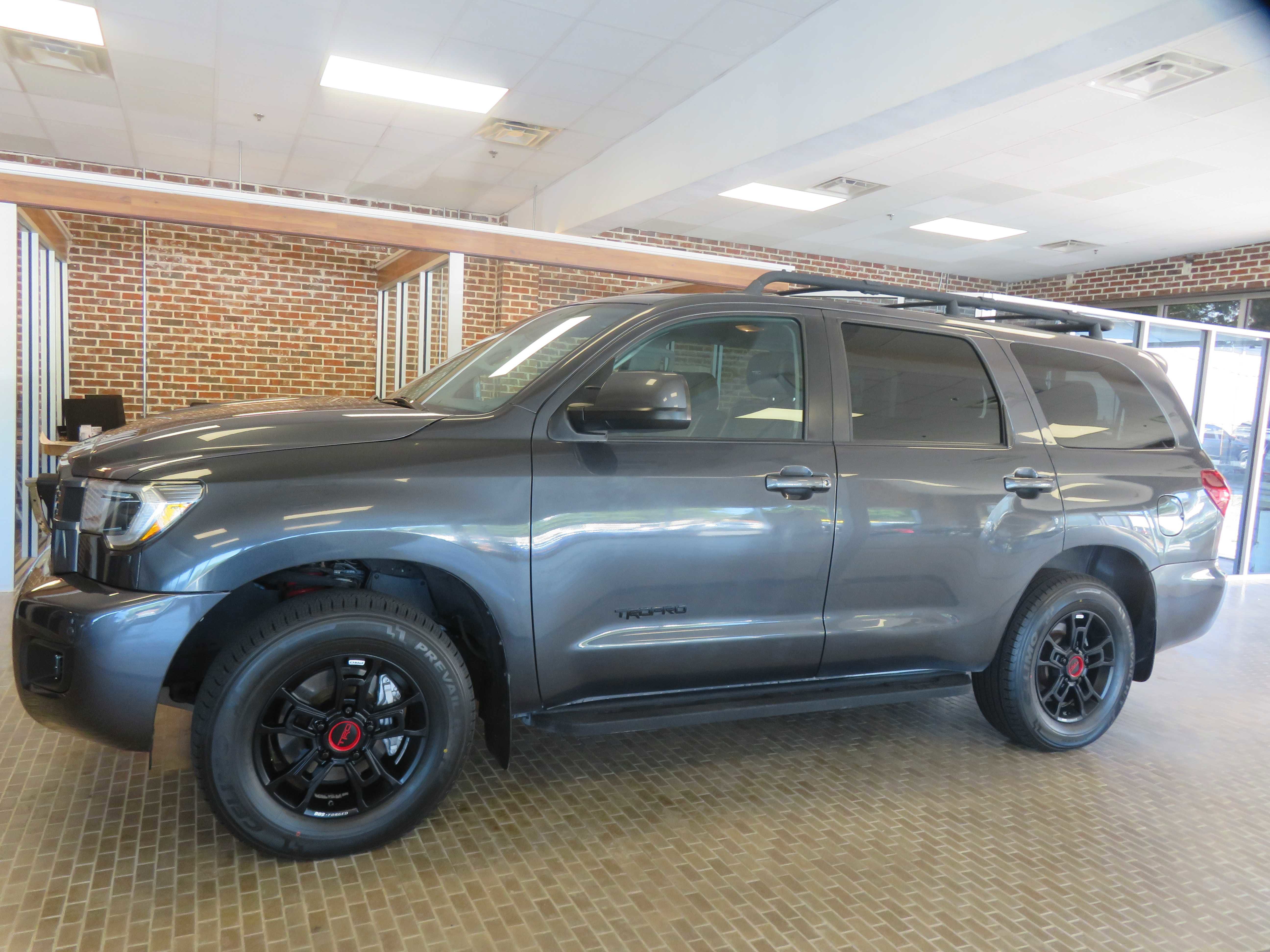 Used 2021 Toyota Sequoia TRD Pro AWD/4WD image 90