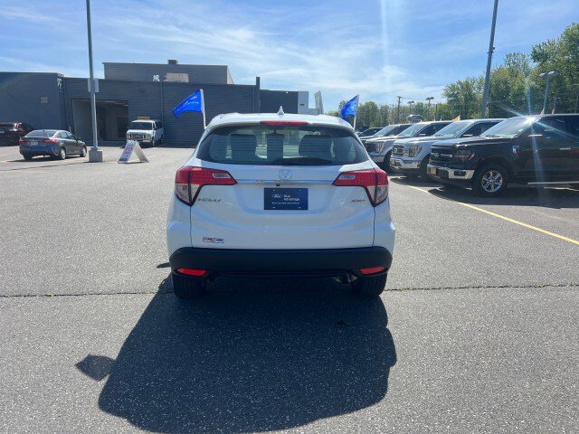Used 2019 Honda HR-V LX image 6