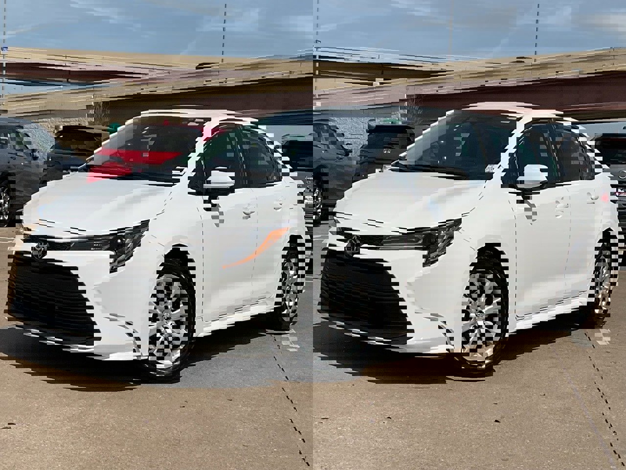 Used 2025 Toyota Corolla LE image 2