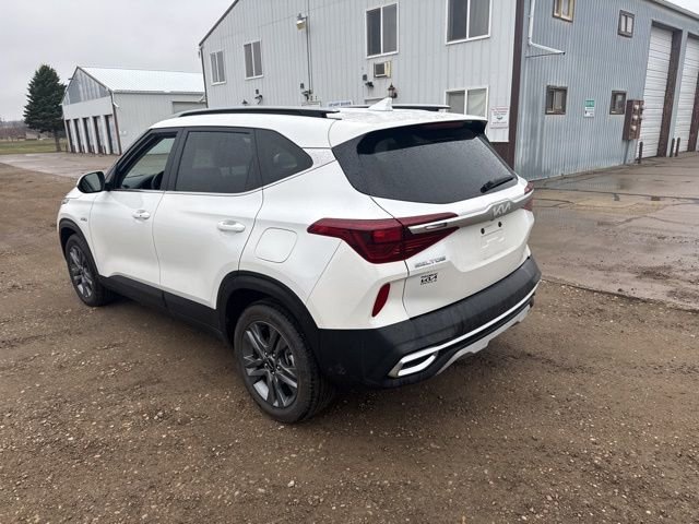 Used 2023 Kia Seltos S image 5