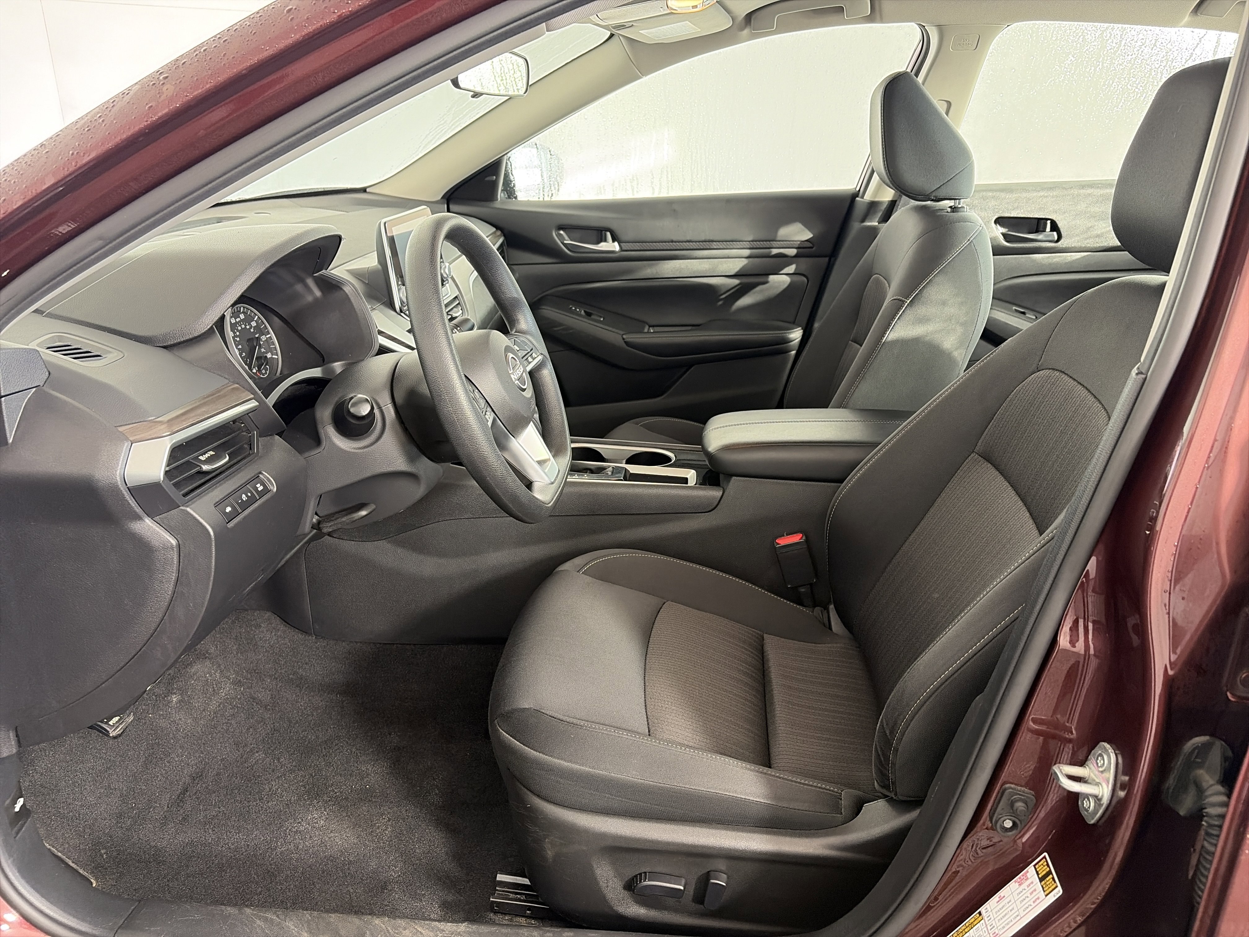 Certified 2024 Nissan Altima 2.5 SV image 6