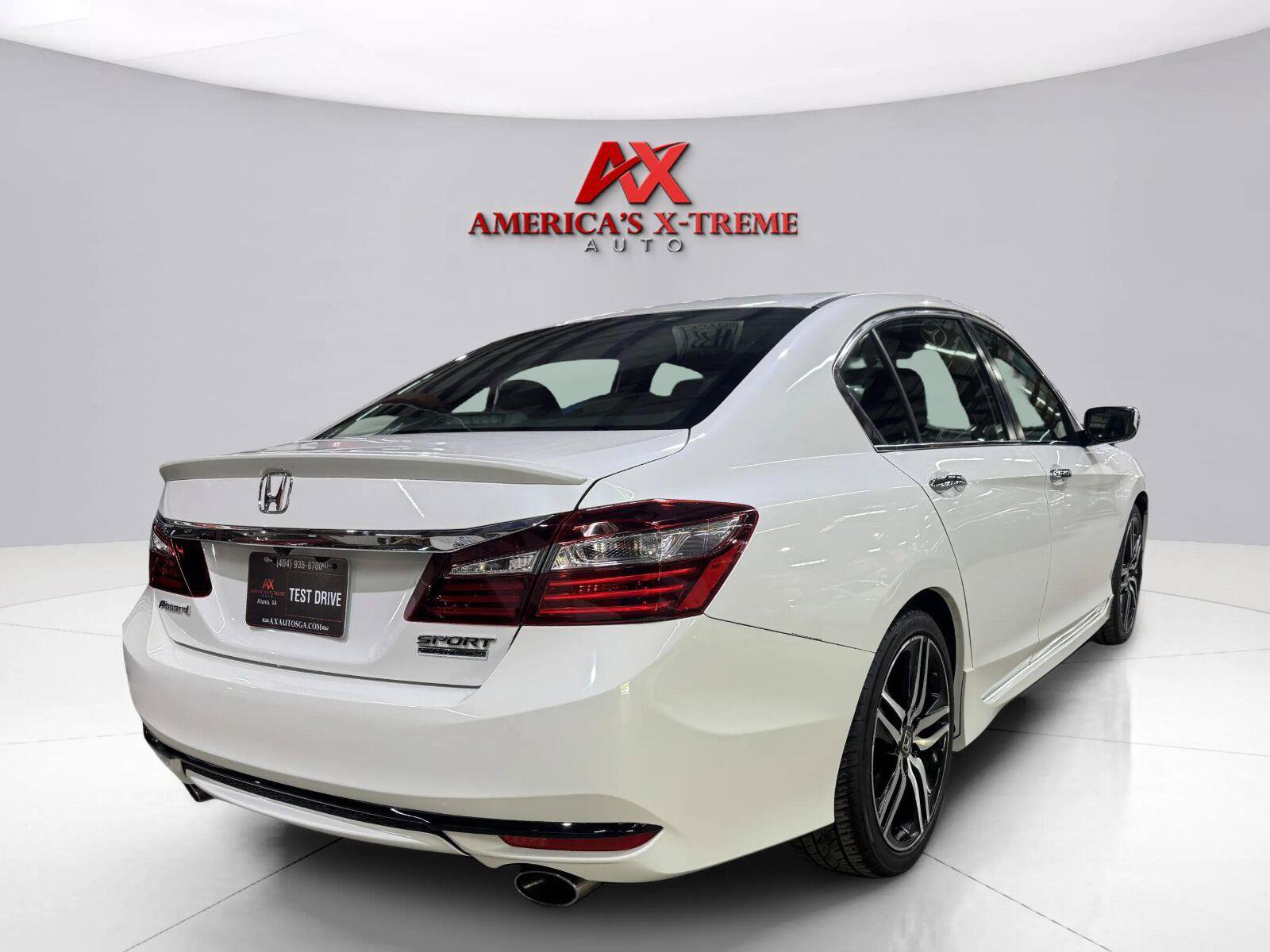 Used 2017 Honda Accord Sport Special Edition image 7