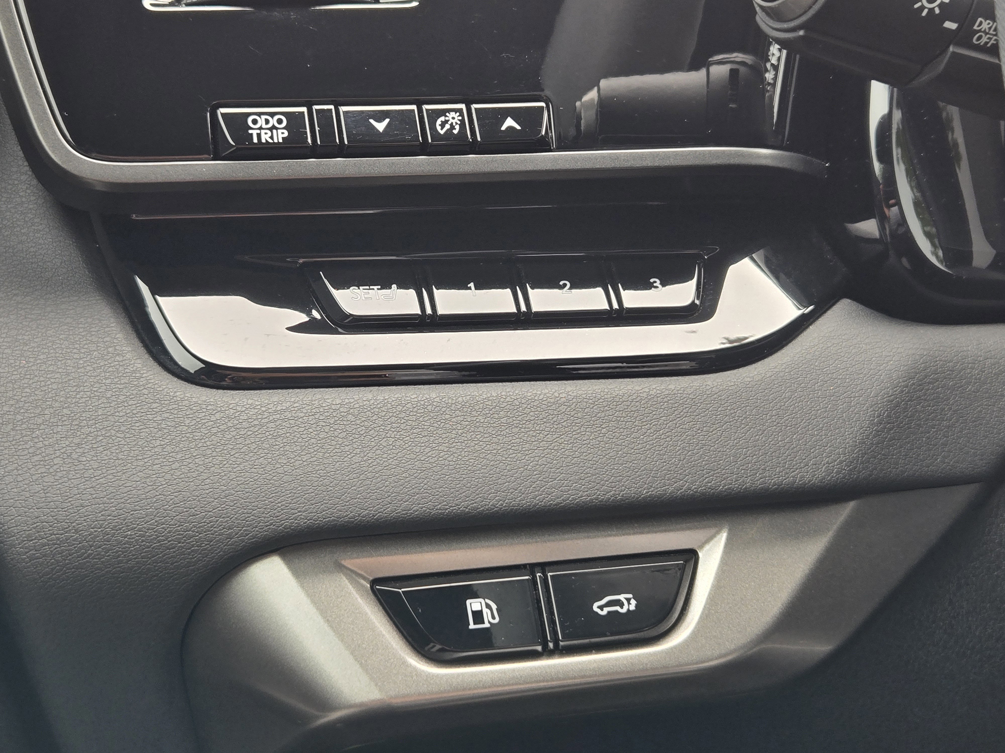 Used 2023 Lexus RX 350 Premium Plus w/ Accessory Package (Z1) image 18