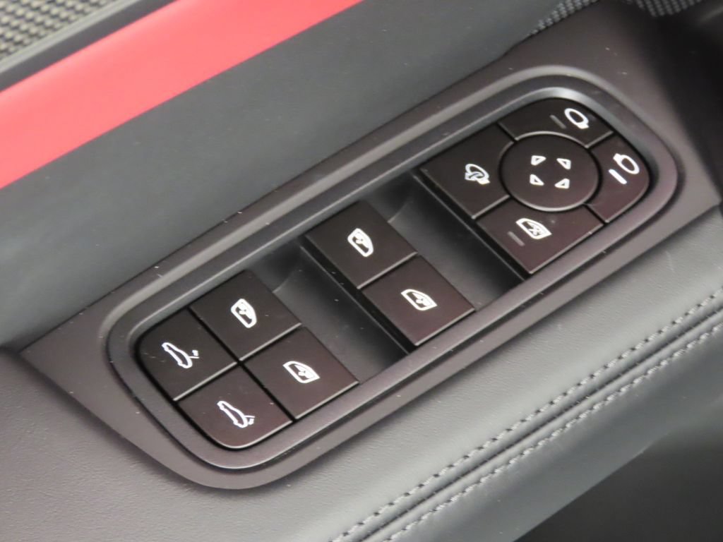 New 2026 Porsche Cayenne Turbo GT AWD/4WD image 38