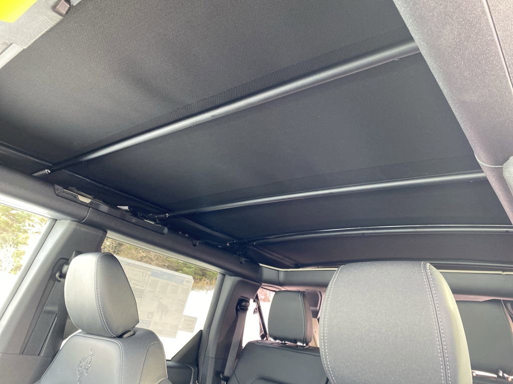 New 2025 Ford Bronco Badlands image 7