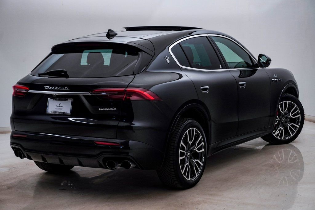Certified 2024 Maserati Grecale GT image 11