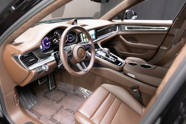 Used 2023 Porsche Panamera 4S Executive image 52