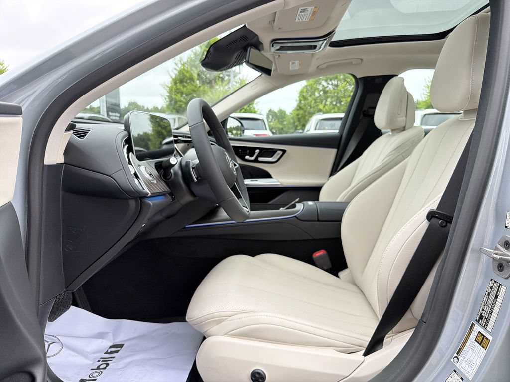 New 2026 Mercedes-Benz E 350 4MATIC Sedan image 11