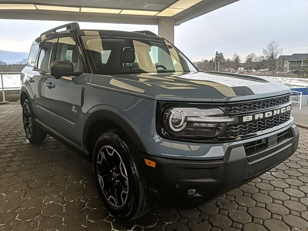 Used 2025 Ford Bronco Sport Outer Banks w/ Outer Banks Tech Package+ image 3