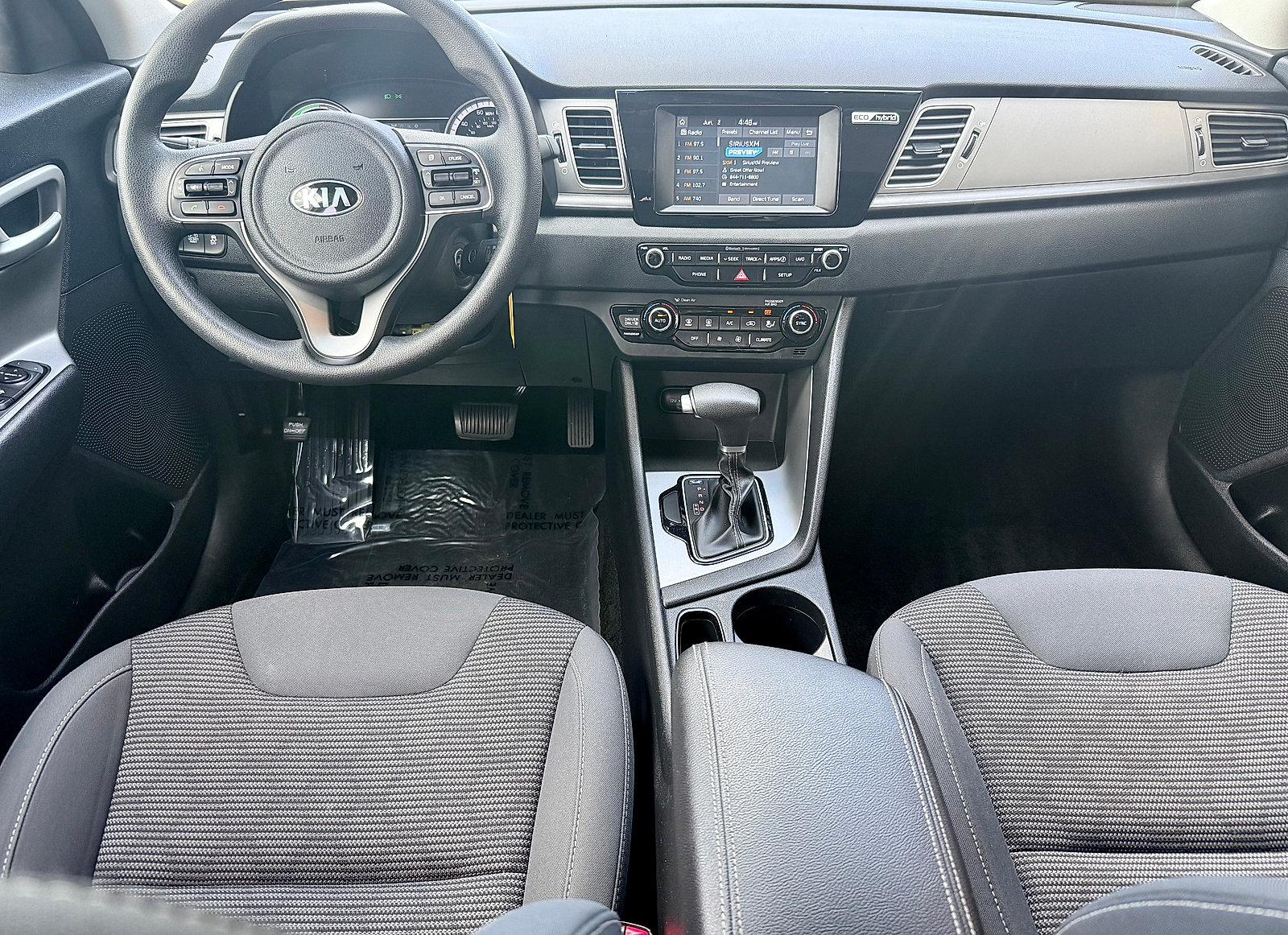 Used 2018 Kia Niro FE FWD image 12
