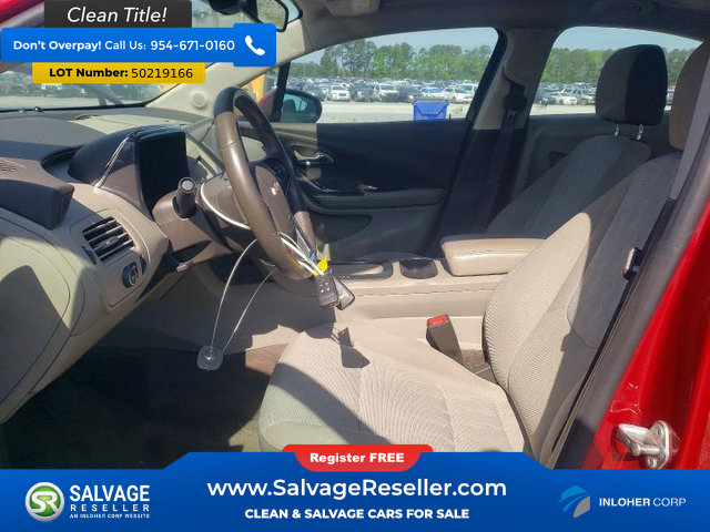 Used 2015 Chevrolet Volt w/ Enhanced Safety Package 1 FWD image 9