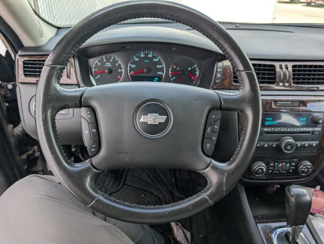 Used 2013 Chevrolet Impala LTZ FWD image 8