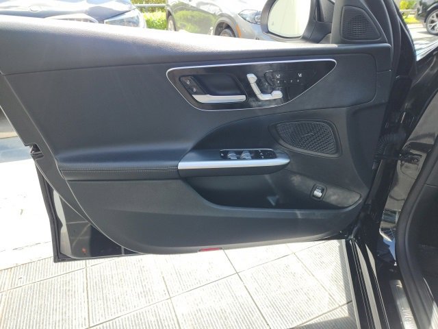 Used 2025 Mercedes-Benz C 300 Sedan image 26