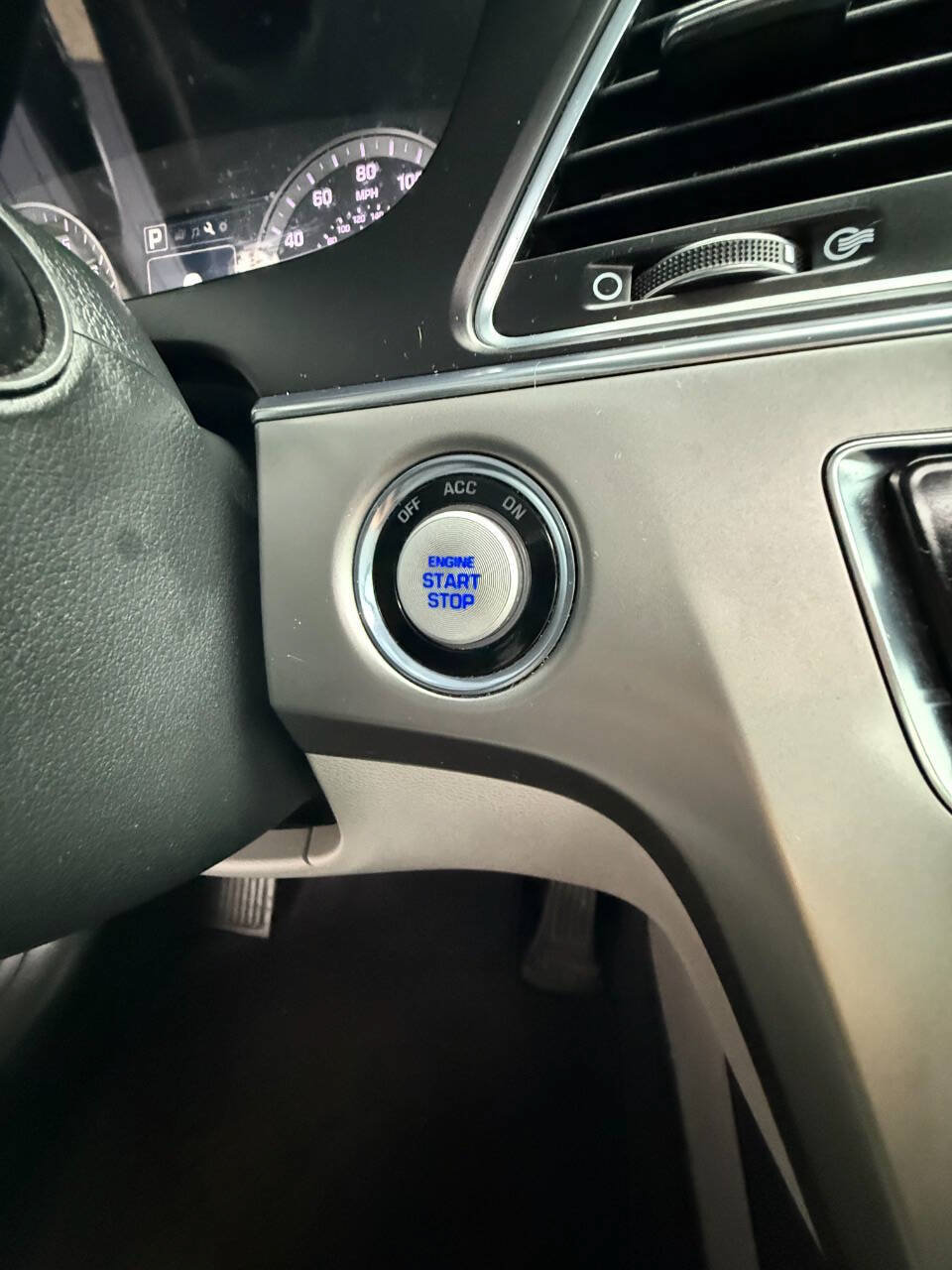 Used 2017 Hyundai Sonata Sport w/ Value Edition Package 02 FWD image 24