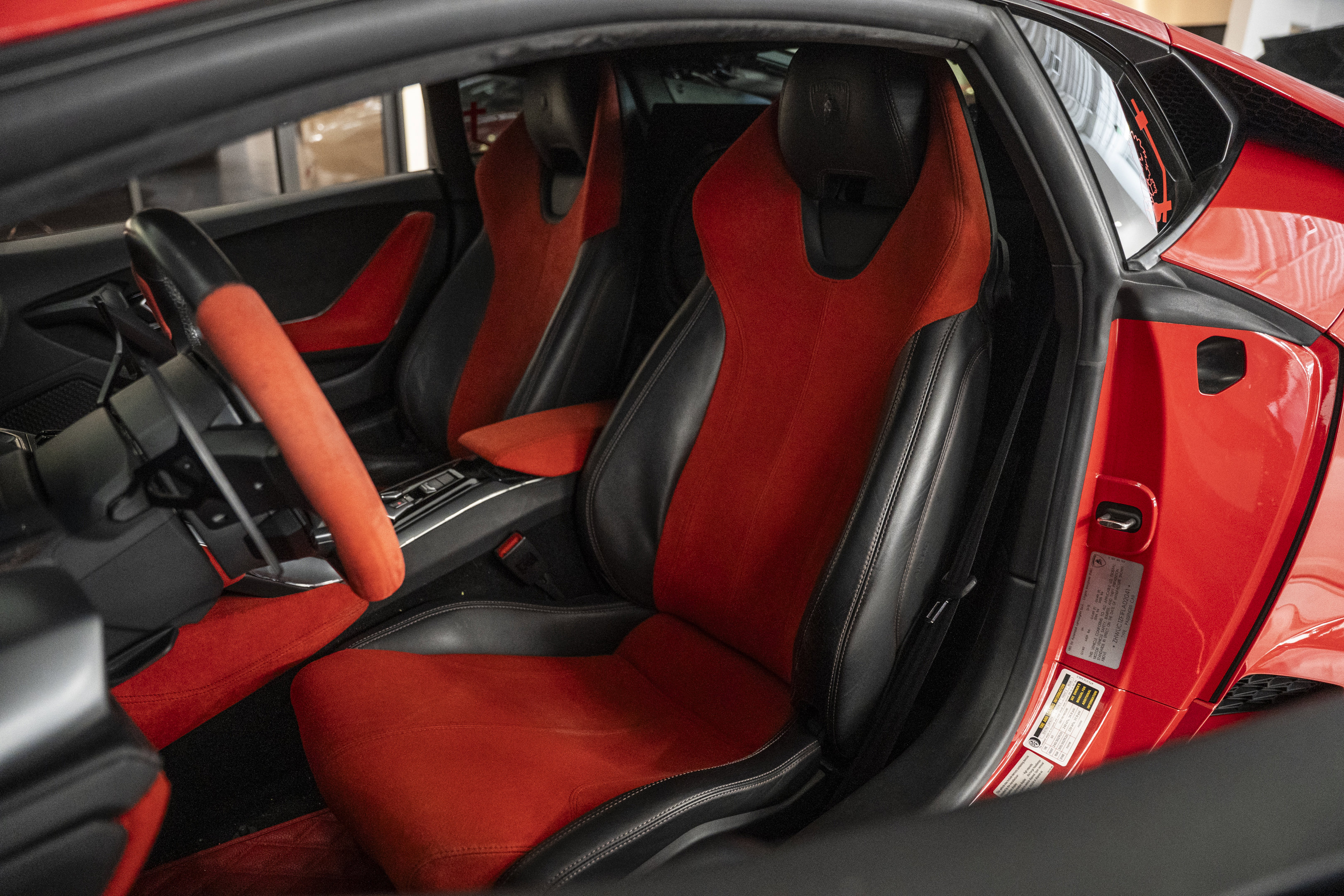 Used 2015 Lamborghini Huracan LP 610-4 image 16