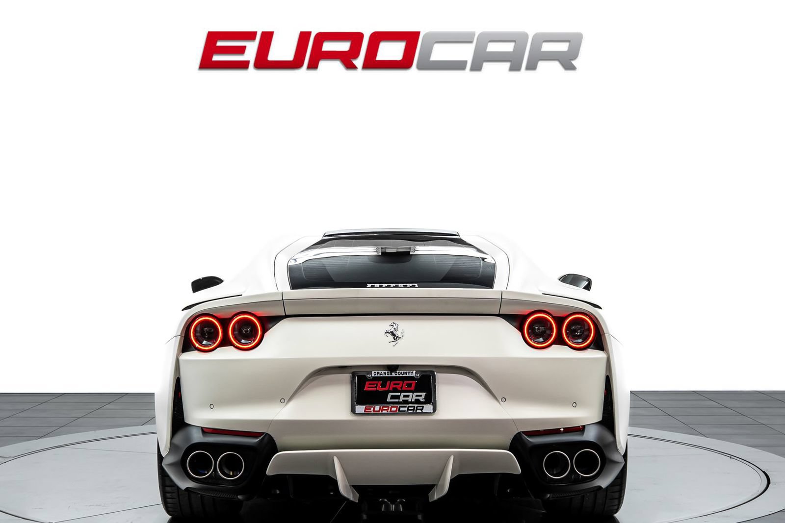 Used 2020 Ferrari 812 Superfast RWD image 4