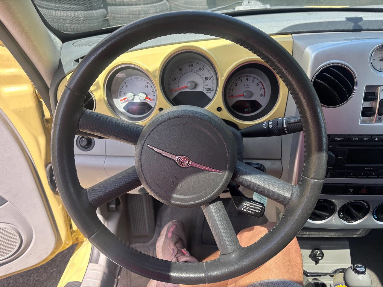 Used 2007 Chrysler PT Cruiser Limited FWD image 8